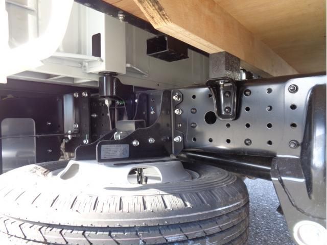 MITSUBISHI CANTER 2025 Image 31