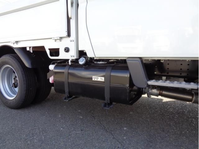 MITSUBISHI CANTER 2025 Image 31