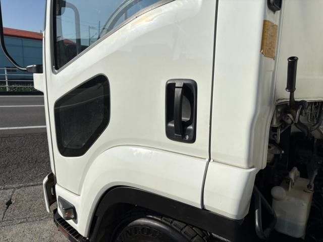 ISUZU FORWARD 2011 Image 31