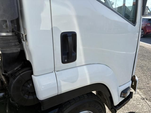 ISUZU FORWARD 2011 Image 31