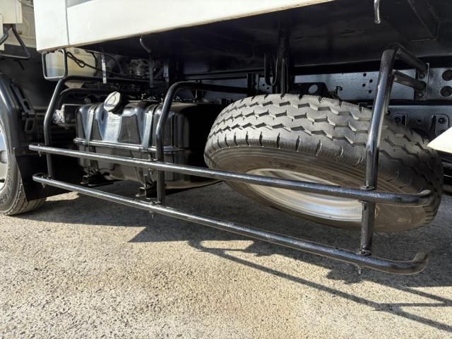 ISUZU FORWARD 2011 Image 31