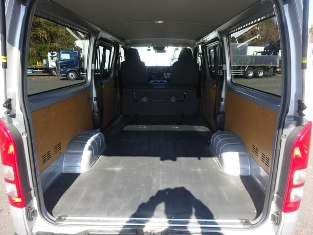 TOYOTA HIACE 2022 Image 31