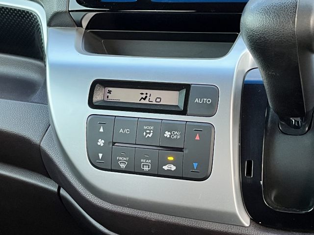 HONDA N-WGN CUSTOM 2015 Image 31