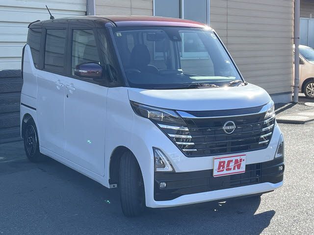 NISSAN ROOX 2023 Image 31