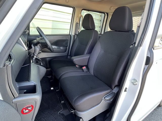 NISSAN ROOX 2023 Image 31