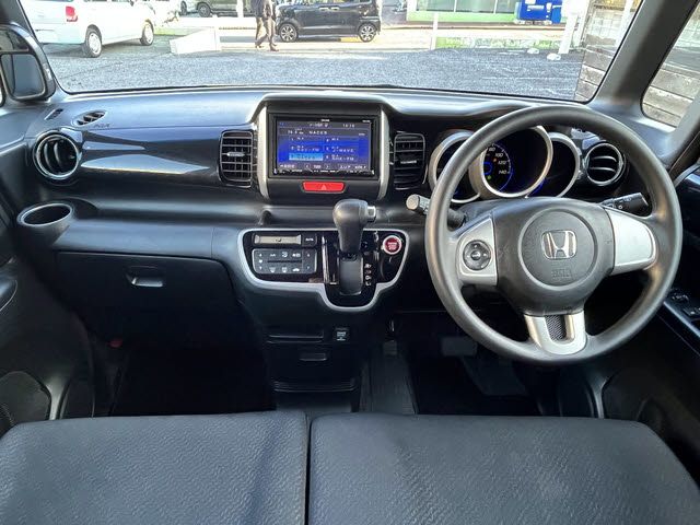 HONDA N BOX CUSTOM 2013 Image 31