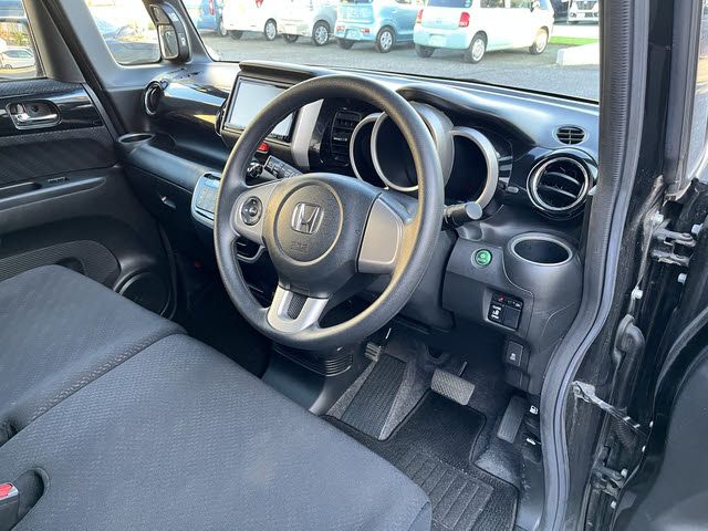 HONDA N BOX CUSTOM 2013 Image 31