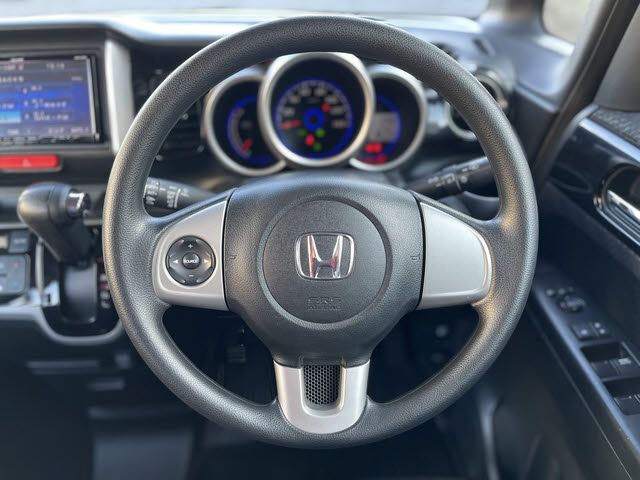 HONDA N BOX CUSTOM 2013 Image 31