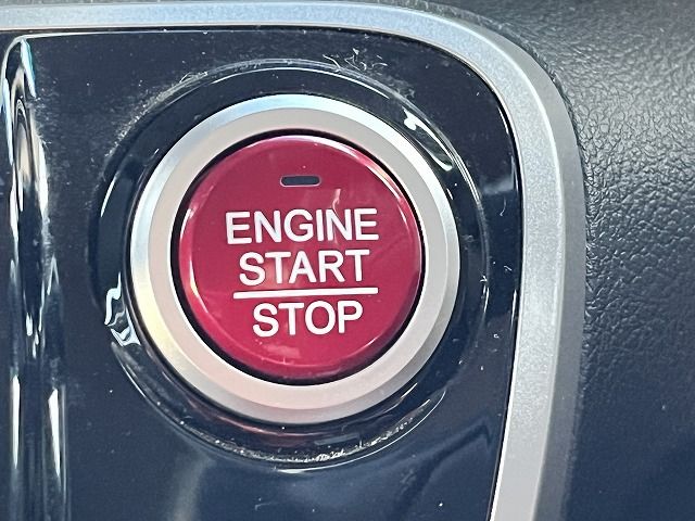 HONDA N BOX CUSTOM 2013 Image 31