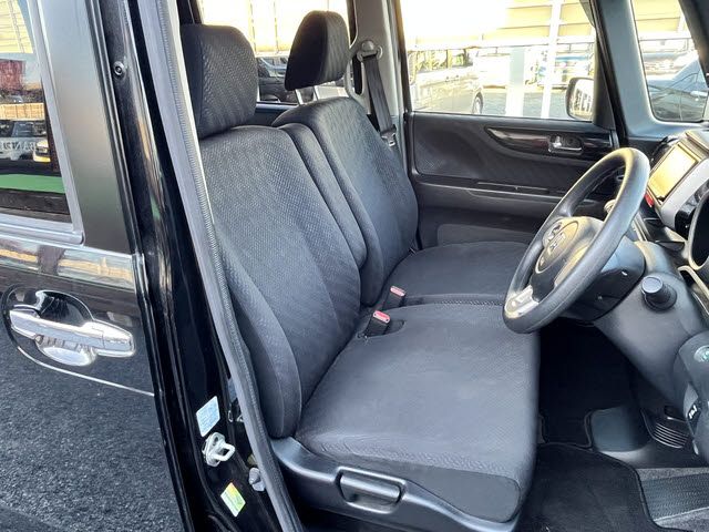 HONDA N BOX CUSTOM 2013 Image 31