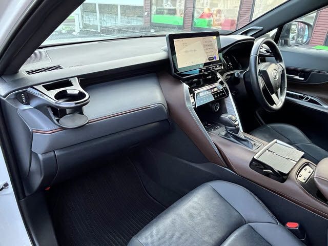 TOYOTA HARRIER HYBRID 2024 Image 31