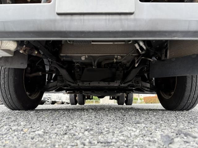 ISUZU ELF 2011 Image 31