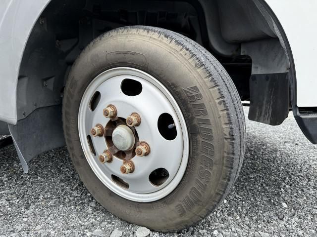 ISUZU ELF 2011 Image 31