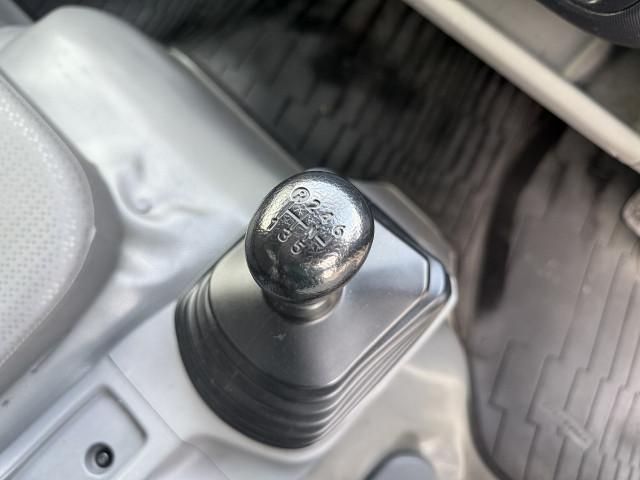 HINO DUTRO 2018 Image 31