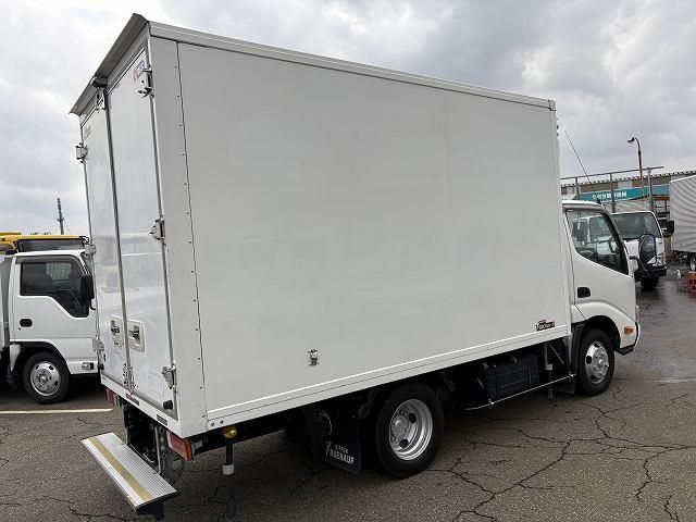 HINO DUTRO 2013 Image 31