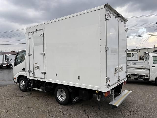 HINO DUTRO 2013 Image 31