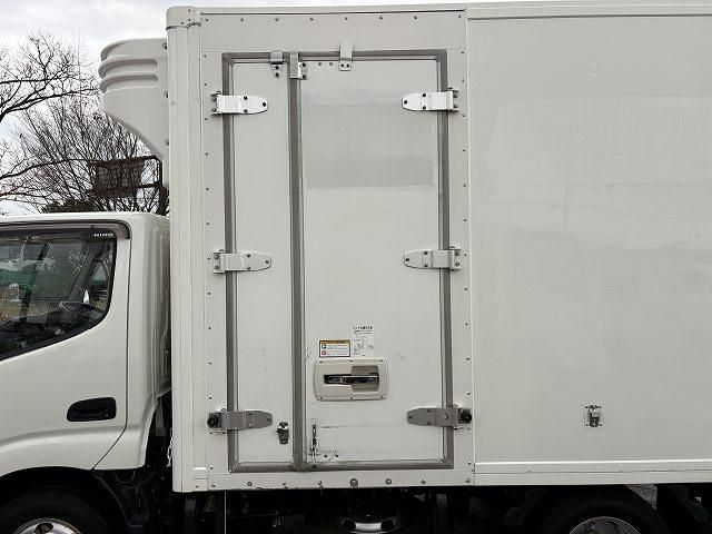 HINO DUTRO 2013 Image 31