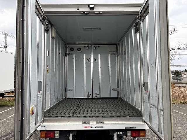 HINO DUTRO 2013 Image 31