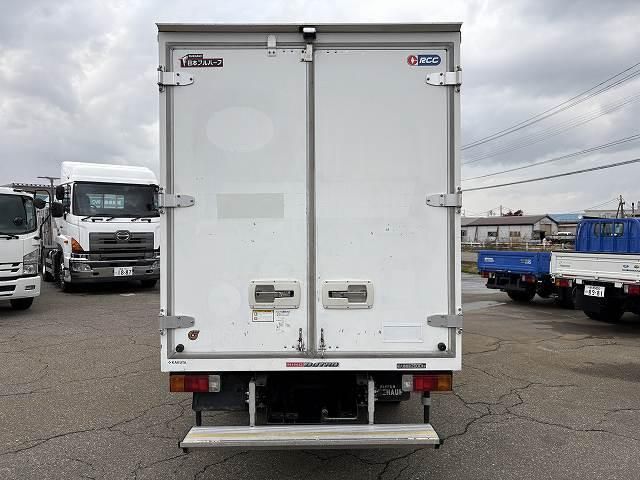 HINO DUTRO 2013 Image 31