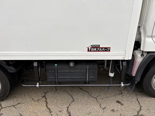 HINO DUTRO 2013 Image 31