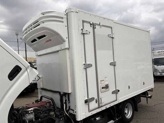 HINO DUTRO 2013 Image 31