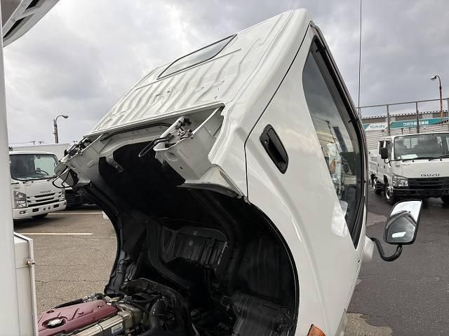 HINO DUTRO 2013 Image 31