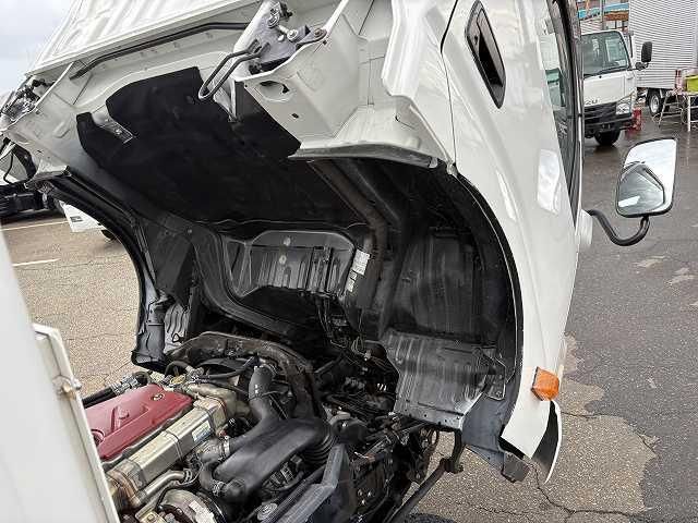 HINO DUTRO 2013 Image 31