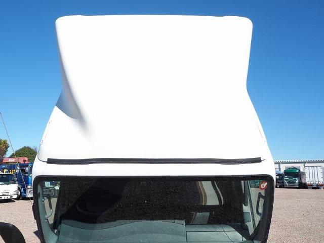 ISUZU ELF 2013 Image 31