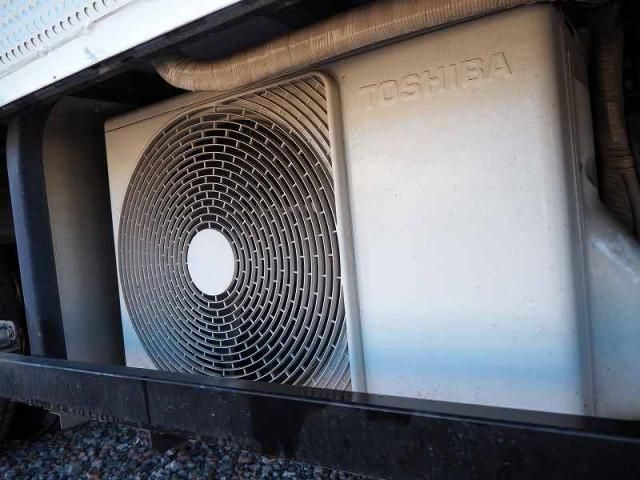 ISUZU ELF 2013 Image 31