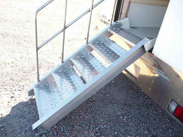 ISUZU ELF 2013 Image 31