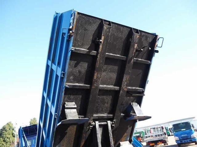 ISUZU ELF 2013 Image 31