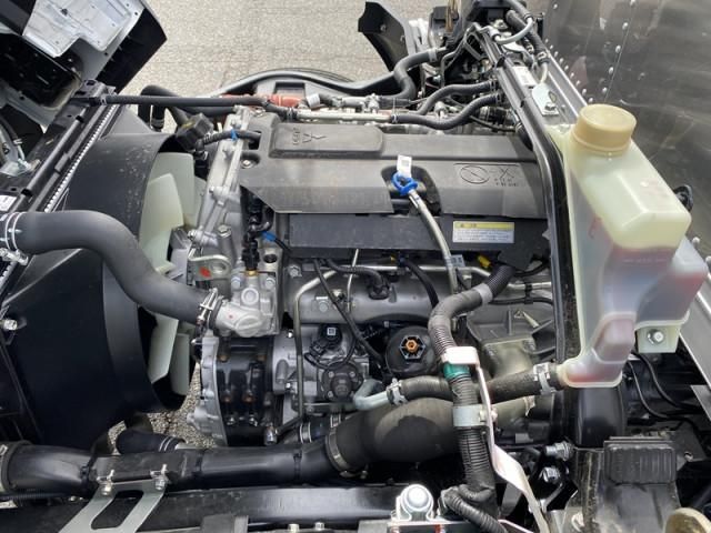 MITSUBISHI CANTER 2025 Image 31