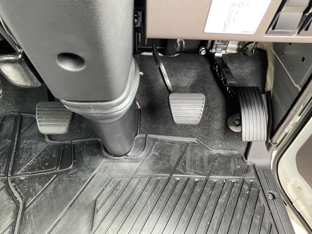 MITSUBISHI CANTER 2025 Image 31