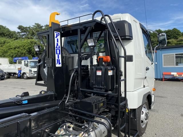 MITSUBISHI FUSOU FIGHTER 2025 Image 31