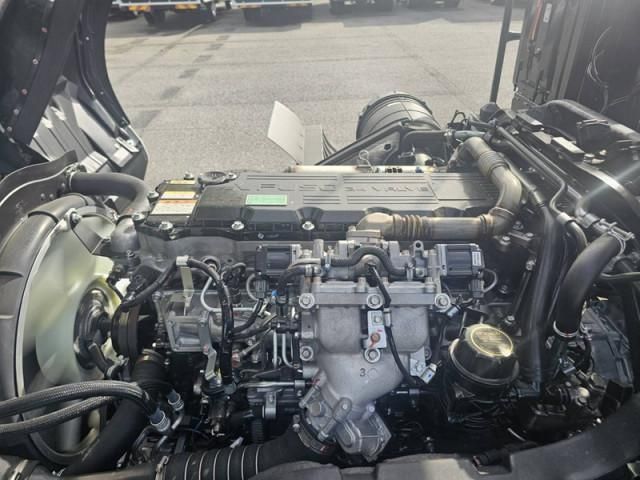 MITSUBISHI FUSOU FIGHTER 2025 Image 31