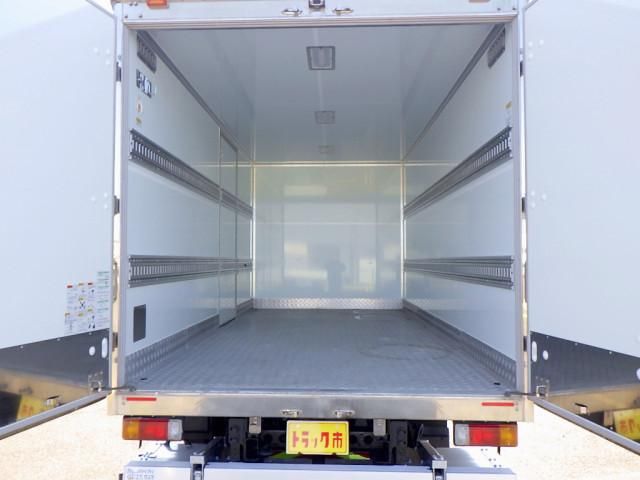 HINO DUTRO 2021 Image 31