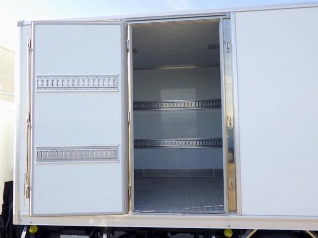 HINO DUTRO 2021 Image 31