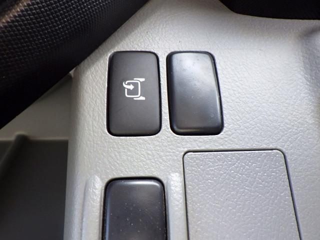 HINO DUTRO 2020 Image 31