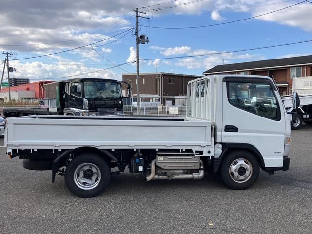 MITSUBISHI CANTER 2019 Image 31