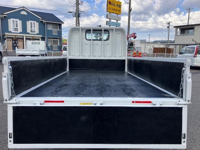 MITSUBISHI CANTER 2019 Image 31