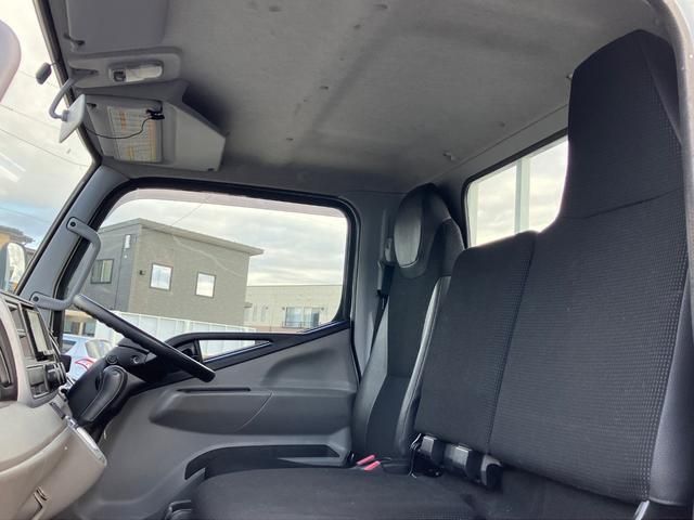 MITSUBISHI CANTER 2019 Image 31