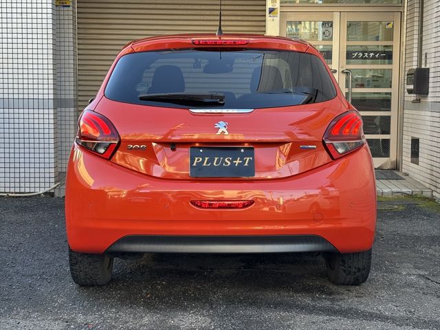 PEUGEOT 208 2016 Image 31