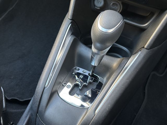 PEUGEOT 208 2016 Image 31