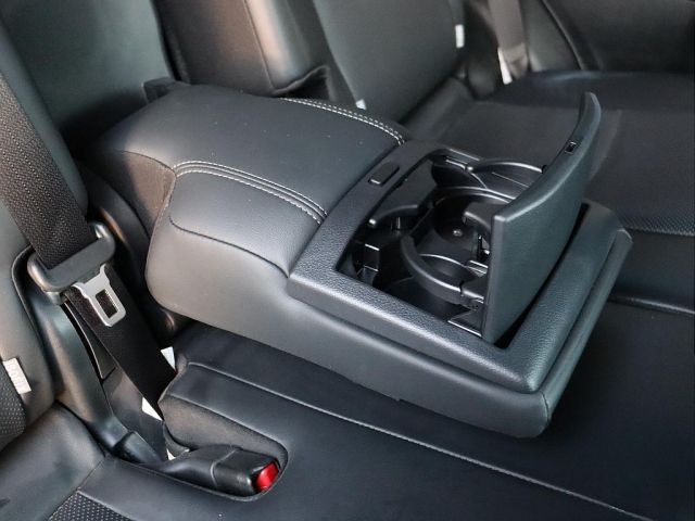 TOYOTA LANDCRUISER PRADO 2019 Image 31