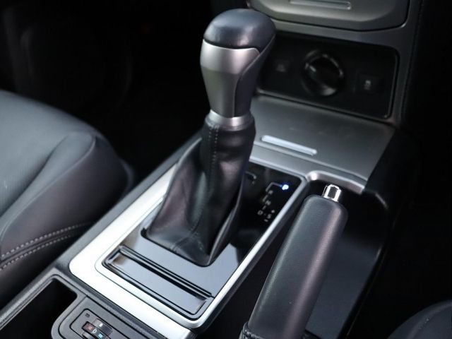 TOYOTA LANDCRUISER PRADO 2019 Image 31