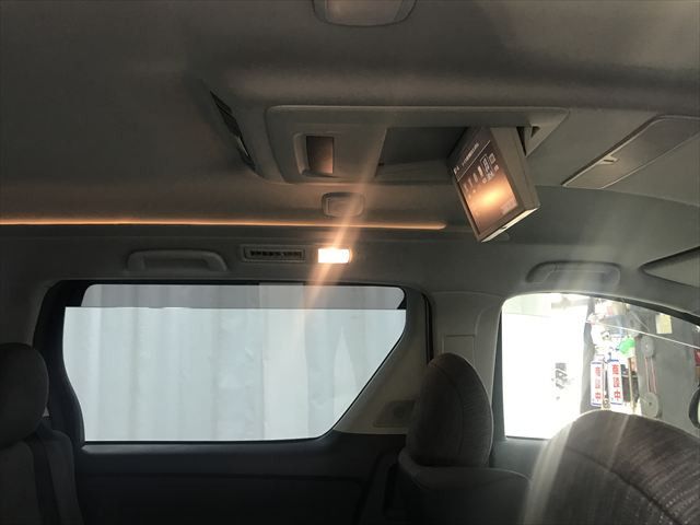 TOYOTA VELLFIRE  HYBRID 4WD 2012 Image 31