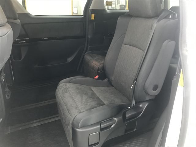 TOYOTA VELLFIRE  HYBRID 4WD 2012 Image 31