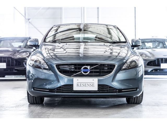 VOLVO V40 2013 Image 31
