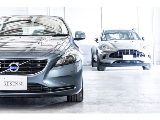 VOLVO V40 2013 Image 31