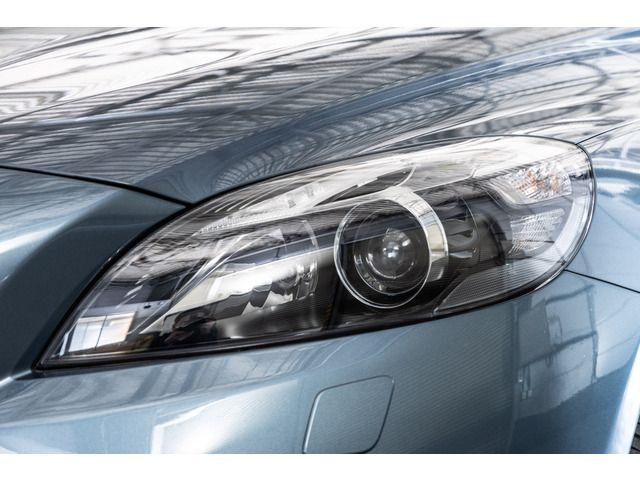 VOLVO V40 2013 Image 31